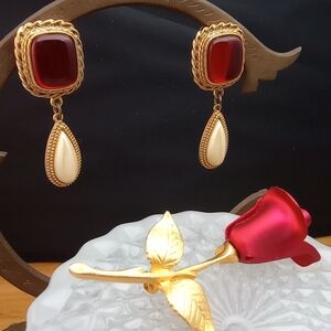 Baroque Gem Cabochon & Teardrop Clips 2.25" Satin Enamel Rose Brooch Pin 2.25"